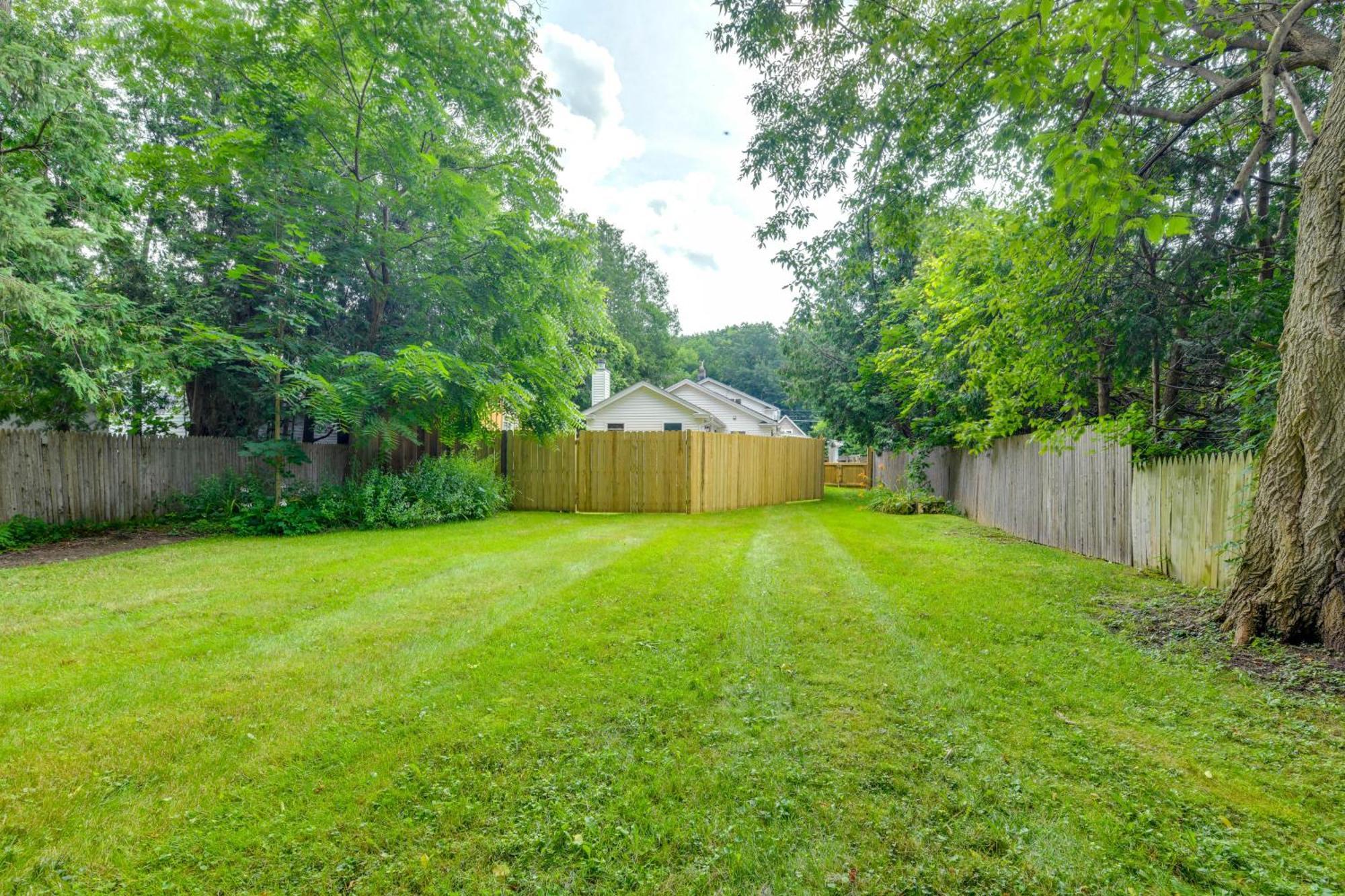 Quiet Home Yard, Patio, Near Downtown Burlington South Burlington Exterior photo